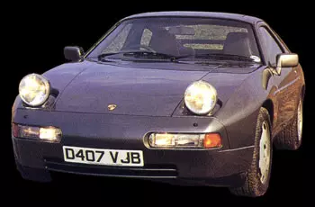 Porsche 928